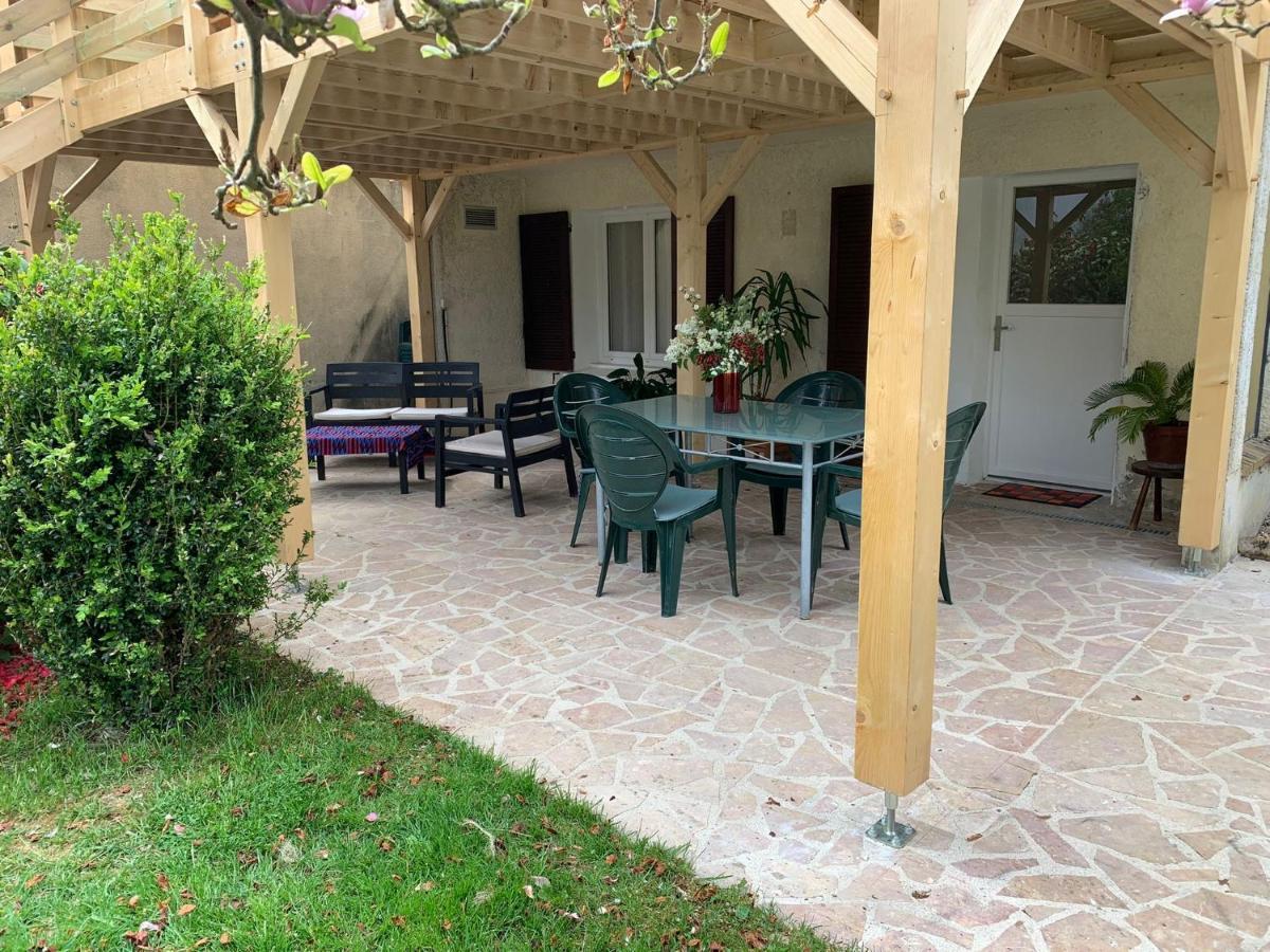 Ferienwohnung L'Echappee Briarde Marles-en-Brie Exterior foto